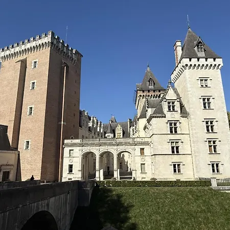 Du Chateau